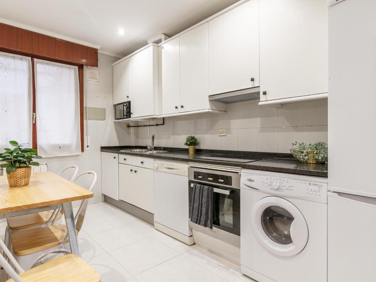 Amplio Y Recien Reformado En Indautxu Apartment Bilbao Luaran gambar