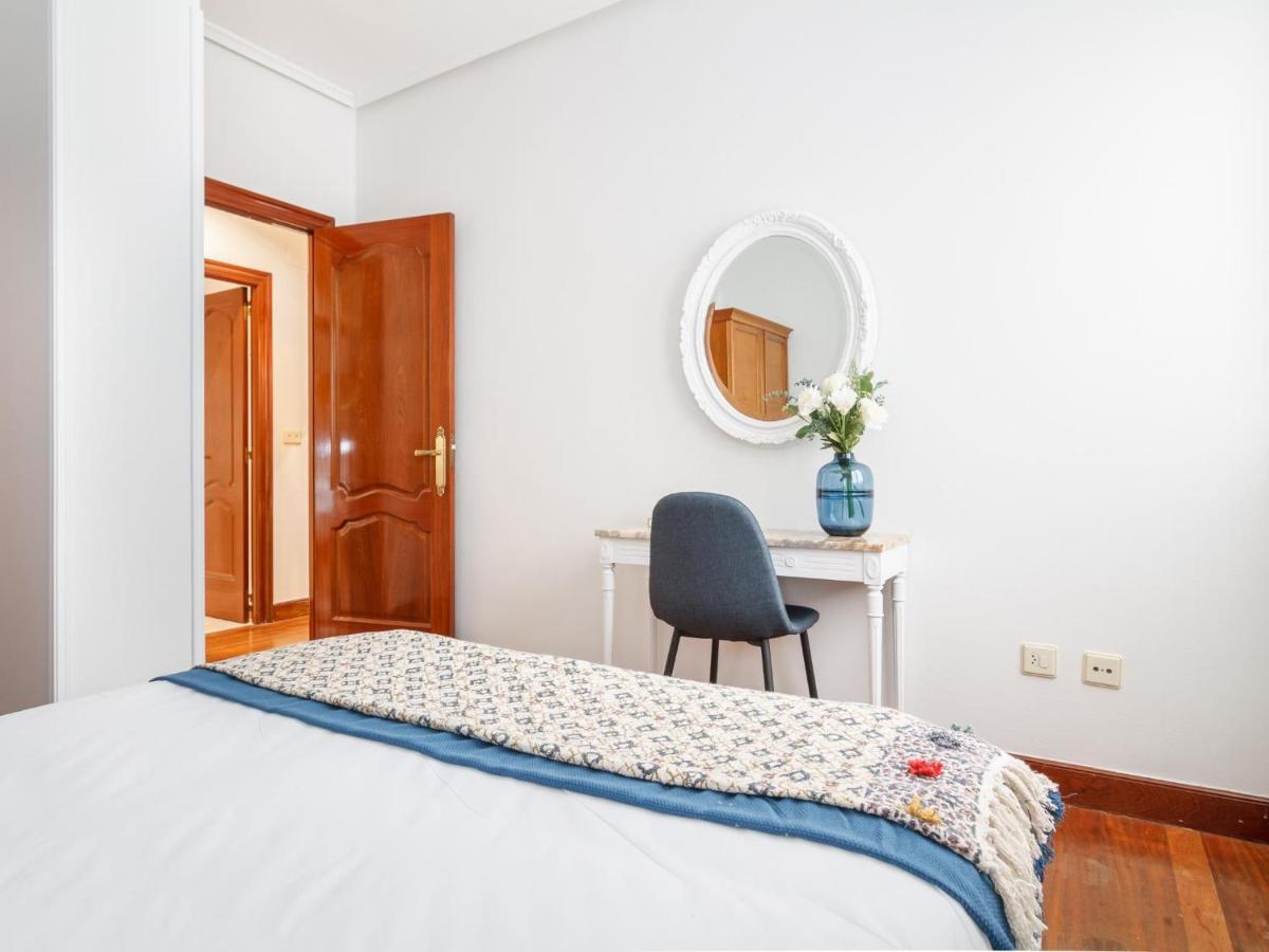 Amplio Y Recien Reformado En Indautxu Apartment Bilbao Luaran gambar